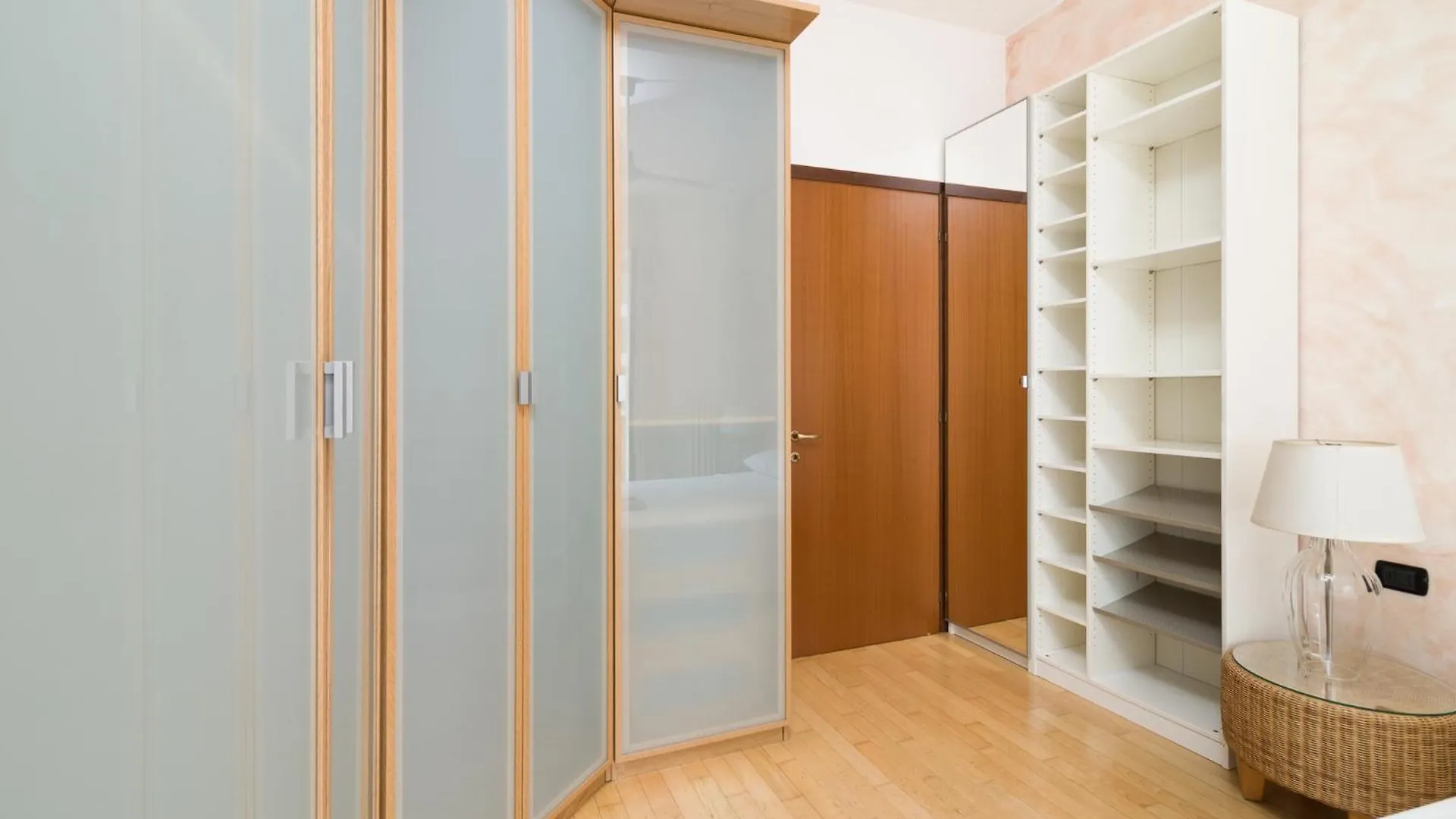 Bellissimo Appartamento Brenta Milan 0*,  Italy